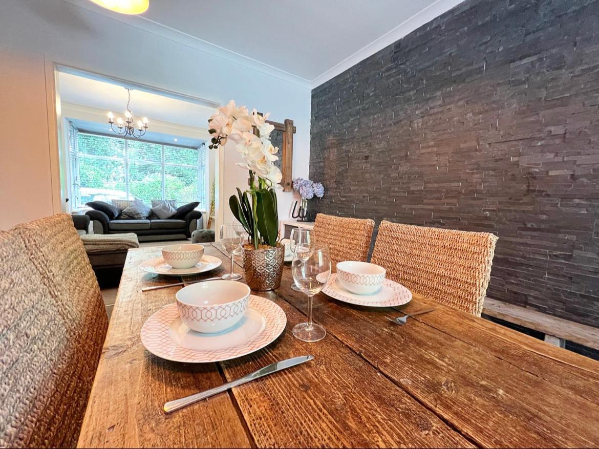 Modern 3 Bed, Heart Of Ashley Cross, 5 Mins To Sandbanks Poole Esterno foto